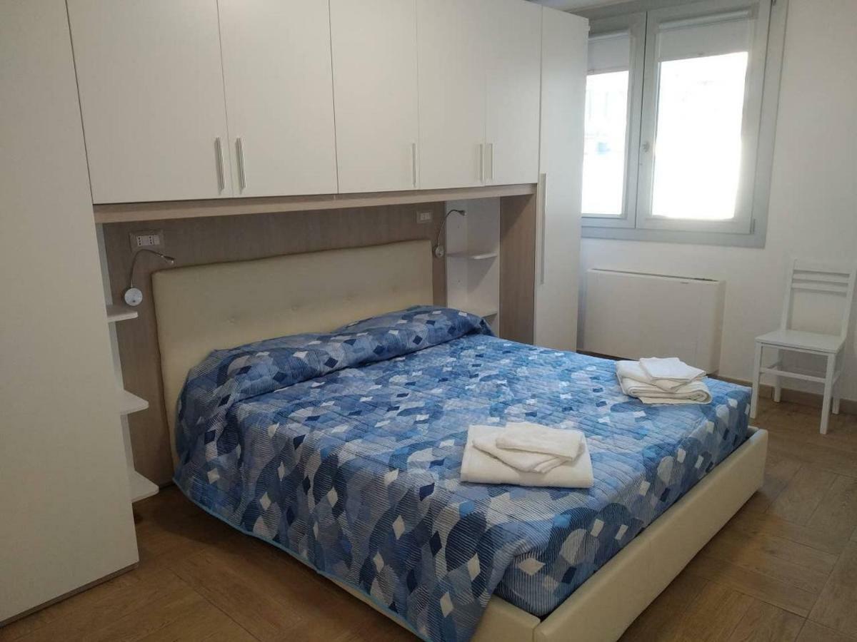 Oristano 5 Pers Appartamento Екстер'єр фото